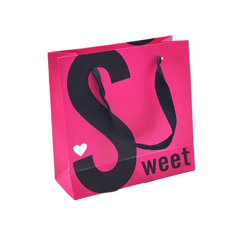 Wholesale Luxury Cardboard Paper Bag with Silver Foil Logo Custom Boutique and Shopping Clothing Packaging for Shoes