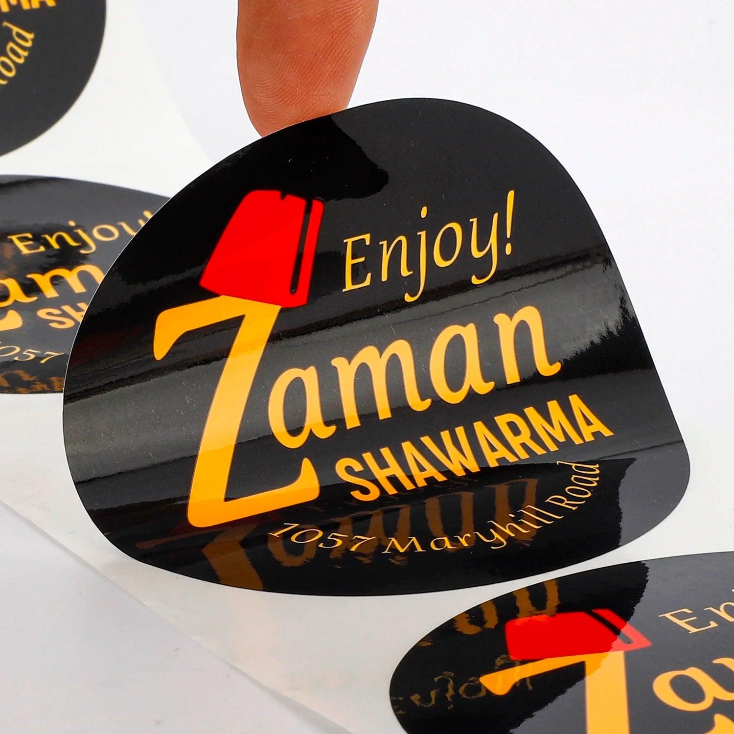 Custom Printing Etiquette Personnalisé Stickers Roll Waterproof Vinyl Adhesive Gold Foil Round Logo Stickers for Packaging Label