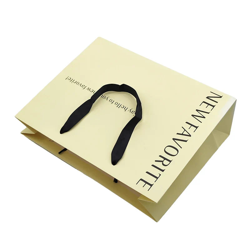 Custom Luxury White Clothes Store Retail Packaging Gift Carry Bags Boutique Shopping Paper Bags with Your Own logo