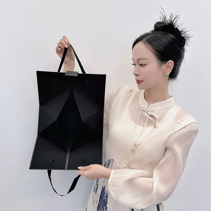 FSC Custom Gift Box Black Clothing Frosted Packaging Branded Luxury Rigid Floding Magnetic Gift Box Packaging for Clothes