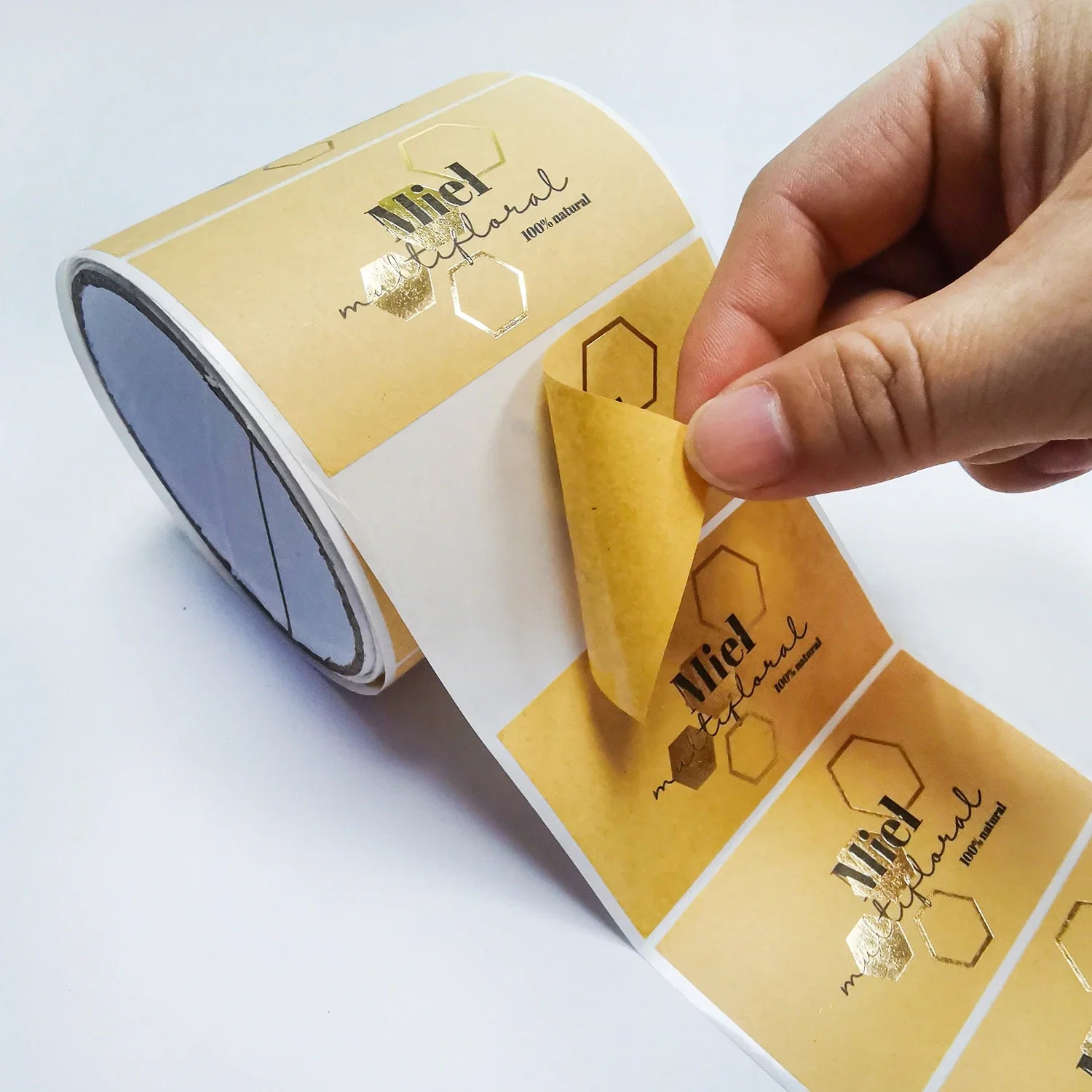 Personalized Logo Food Sticker Printing Self Adhesive Vinyl Round Waterproof Custom Packaging Roll Sticker Label for Bottle