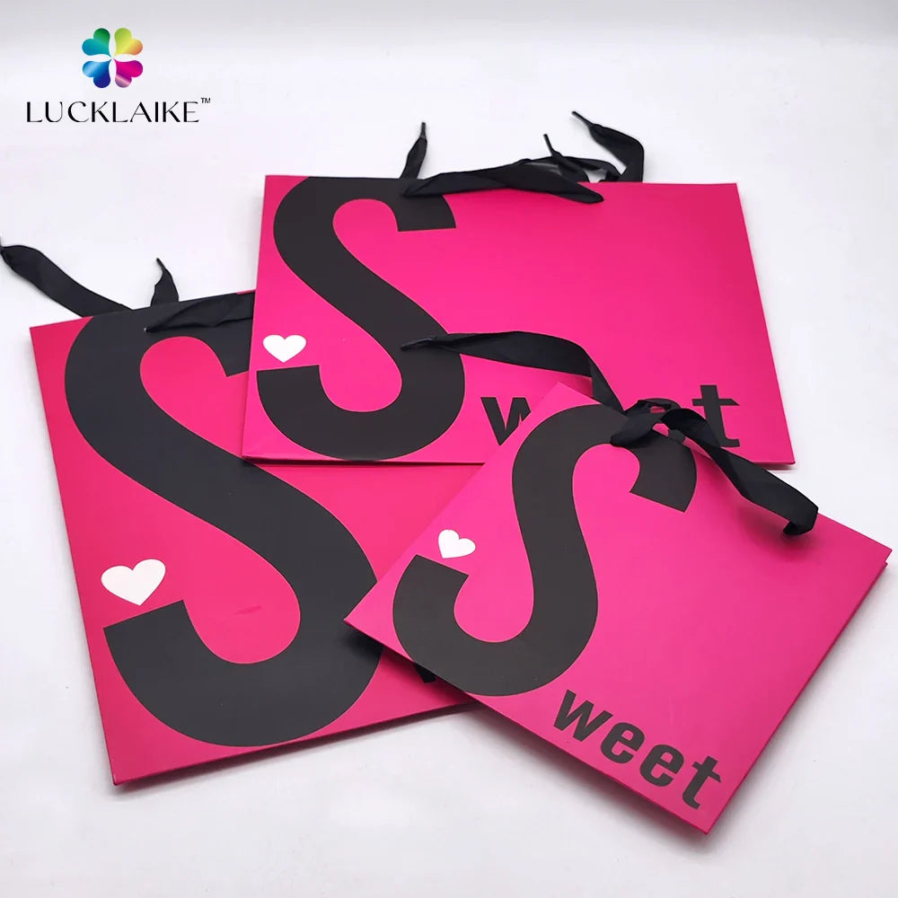 Wholesale Luxury Cardboard Paper Bag with Silver Foil Logo Custom Boutique and Shopping Clothing Packaging for Shoes