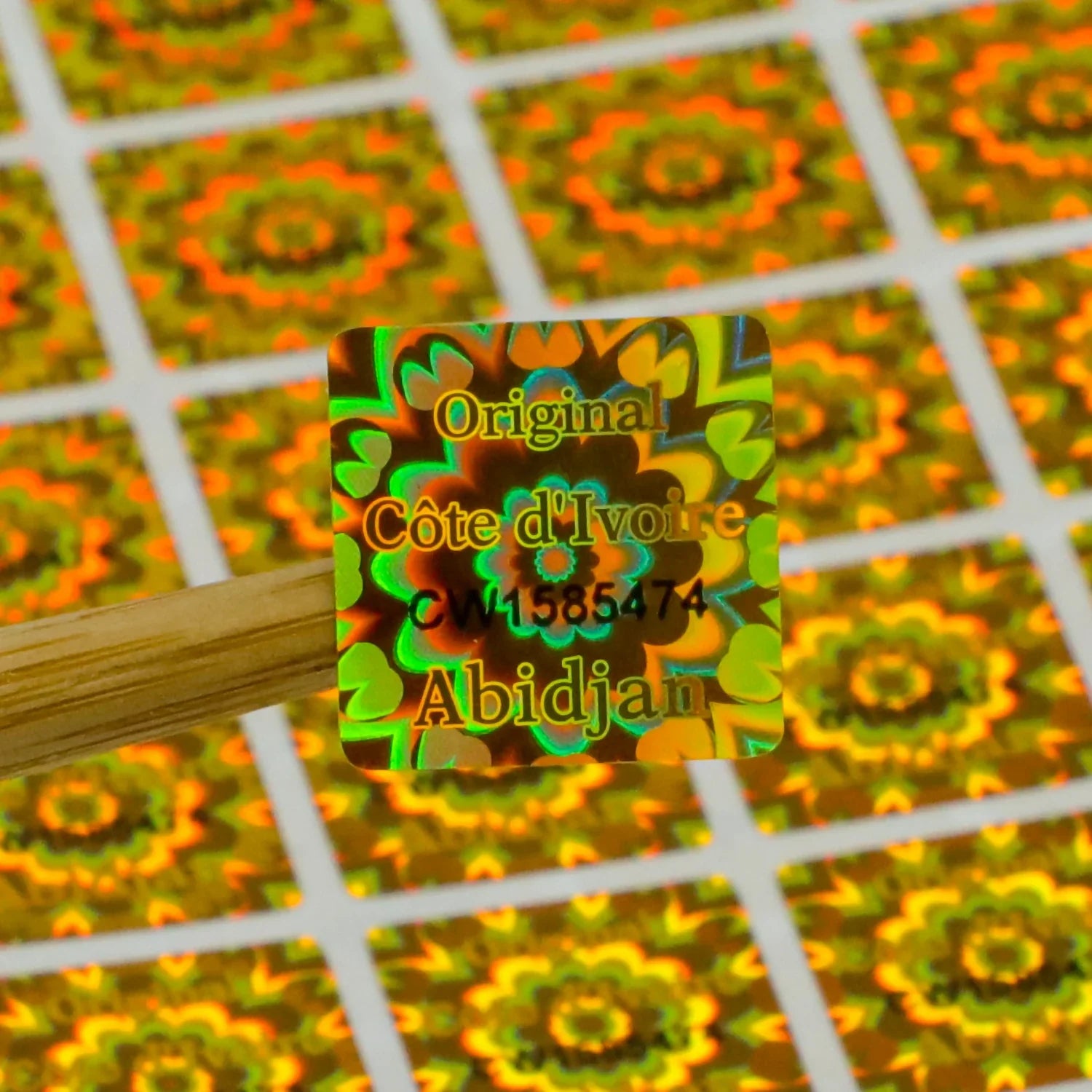 Custom Hologram Sticker Printing 3D Anti-counterfeit Holographic Stickers with QR Code Security Label