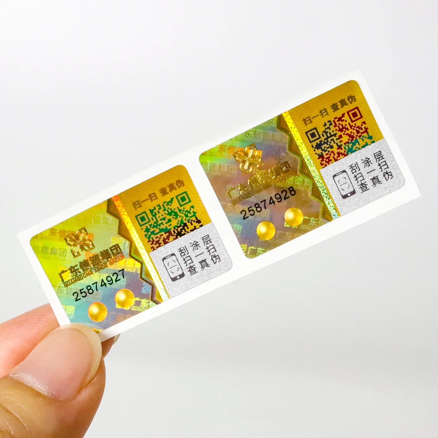 Custom 3D Scratch off Rainbow Qr Code Anti-counterfeiting Hologram Sticker Laser Label Printing