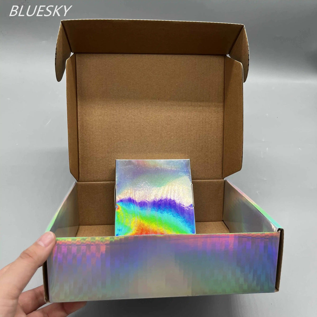 Green Kraft Corrugated Boxes Customizable Packaging Carton for Shipping Mailing Eco Friendly Material with Gold Foil LOGO