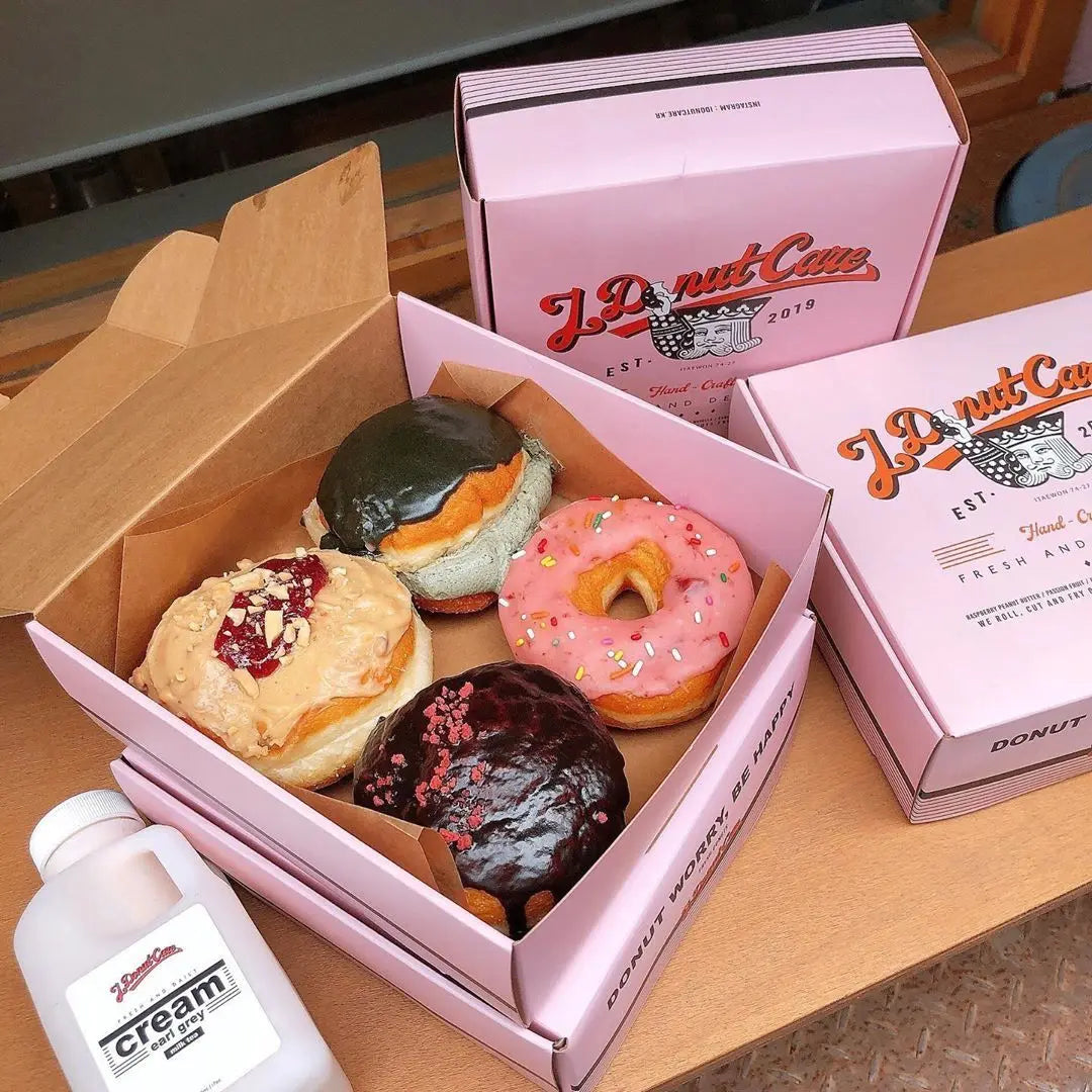 Custom Logo Printed Square Paper Bakery Box for Cupcakes Donuts Chocolate Packaging Glossy Matt Lamination for Food Packaging