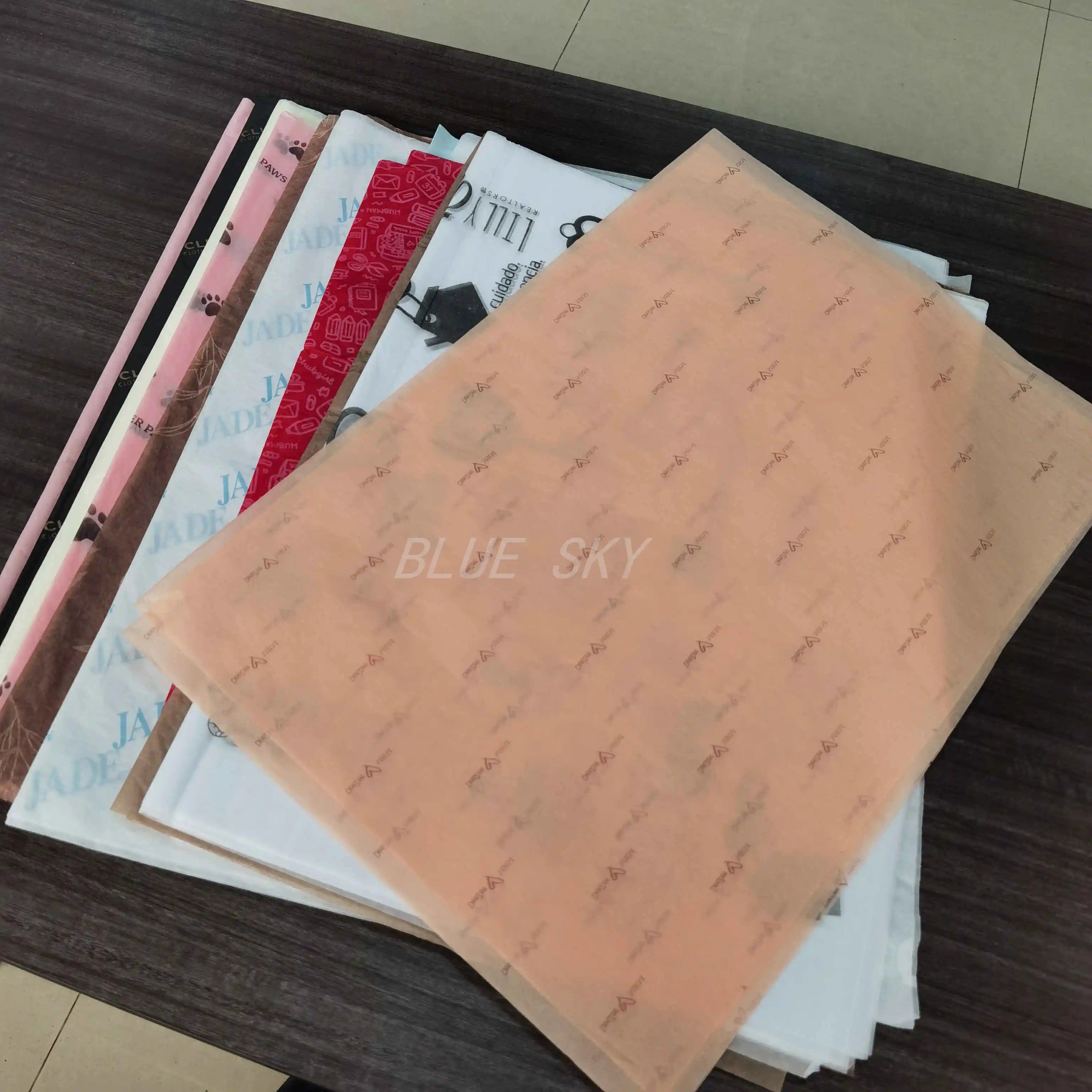 Biodegradable&Recyclable Kraft Paper Gift Wrap Custom Printed Wrapping Paper for Birthday Eco Gifts Sustainable Packaging Paper