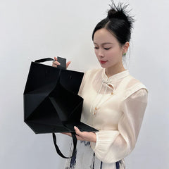 FSC Custom Gift Box Black Clothing Frosted Packaging Branded Luxury Rigid Floding Magnetic Gift Box Packaging for Clothes