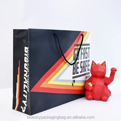 Waterproof Coated Paper Handheld Bags with Reinforced Handles - Durable for Outdoor Events, Food Packaging & Promotions