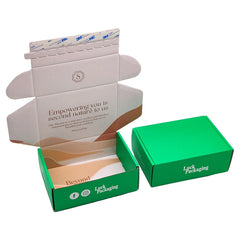 Eco-Friendly Green Zipper Cosmetic Packaging Gift Box for Shipping Mailing Skin Care Makeup with Matt Lamination Sponge Liner
