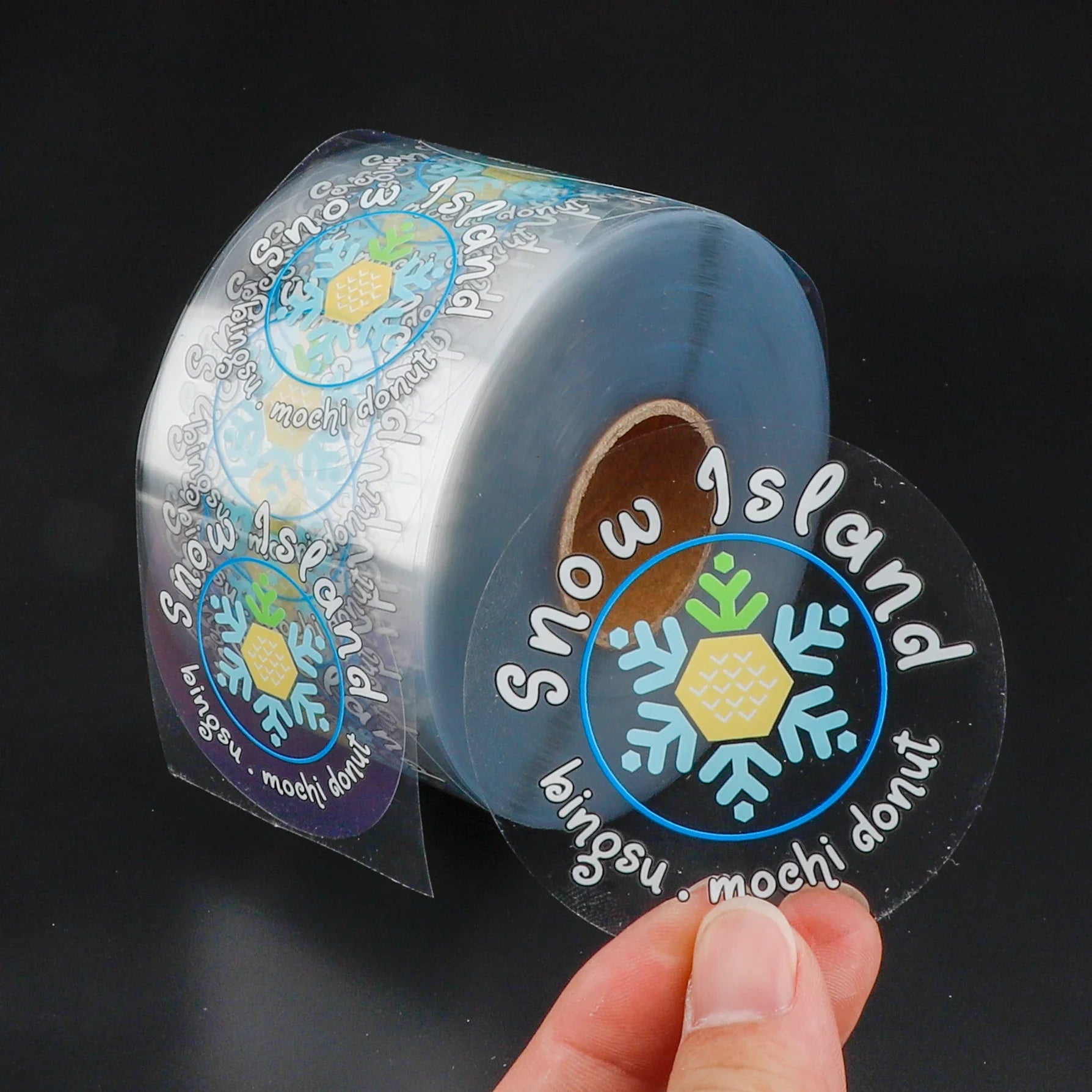 Personalized Custom Roll Waterproof Vinyl Adhesive Food Product Label Gold Foil Printing Round Logo Stickers with Qr Code Label